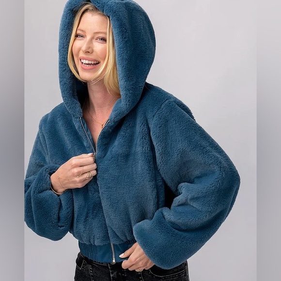 Faux Fur Hooded Jacket - Picture 3 of 5